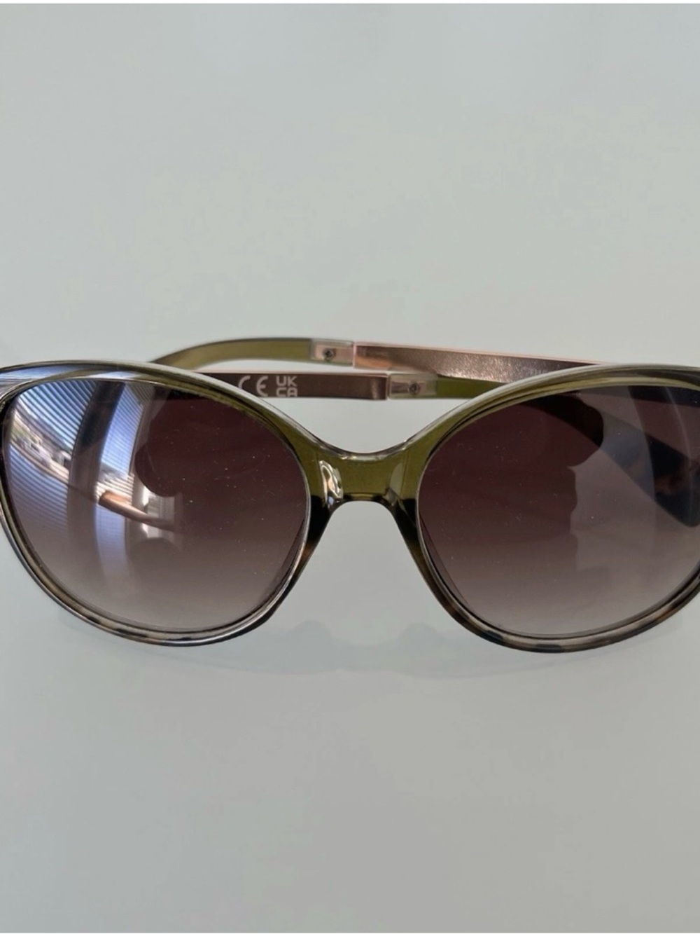 Tahari Olive Frame Sunglasses with Gradient Brown Lenses